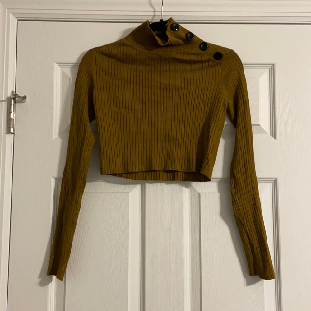 NWOT Zara Mock-neck Sweater - Small